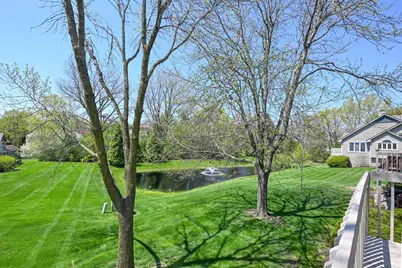 215  Kirkham Ct, Brookfield, WI 53045 - Photo 10
