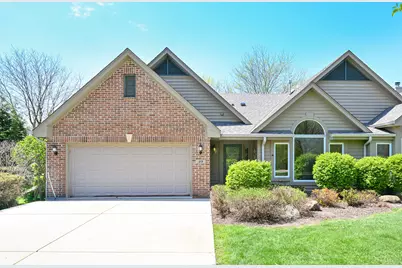 215  Kirkham Ct, Brookfield, WI 53045 - Photo 2