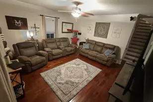 517 E Union St, Oconomowoc, WI 53066 - Photo 4