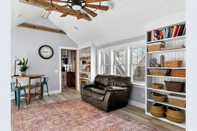 3202  Mirro Dr, Manitowoc, WI 54220 - Photo 22