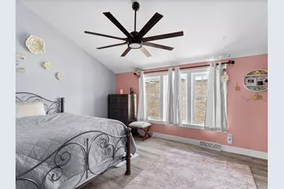 3202  Mirro Dr, Manitowoc, WI 54220 - Photo 26