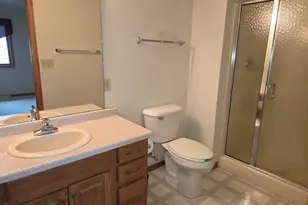 2233 Knuell St, Manitowoc, WI 54220 - Photo 14