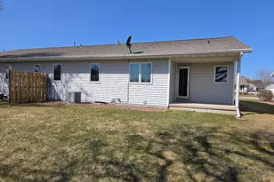 2233 Knuell St, Manitowoc, WI 54220 - Photo 22