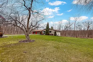 28808 Grove Ln, Racine, WI 53185 - Photo 4