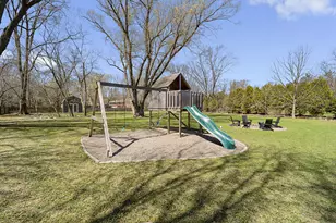 11227 N Bobolink Ln, Mequon, WI 53092 - Photo 34