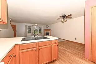 1915 Mallard Pointe Cir, Waukesha, WI 53189 - Photo 12