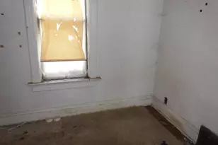 2734 N 10th St, Milwaukee, WI 53206 - Photo 6
