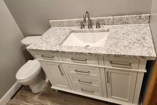 428 Hillcrest Dr, Fontana, WI 53125 - Photo 14