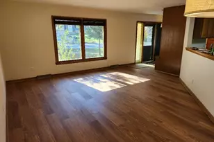 428 Hillcrest Dr, Fontana, WI 53125 - Photo 8