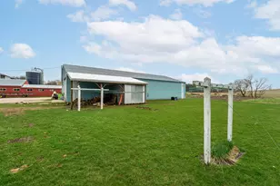 201 N Irish Rd, New Holstein, WI 53020 - Photo 22