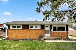 3731 St Andrews Blvd, Racine, WI 53405 - Photo 2
