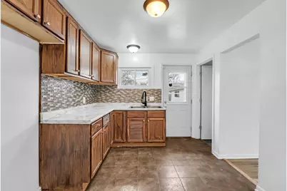 3731  St Andrews Blvd, Racine, WI 53405 - Photo 16