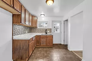 3731 St Andrews Blvd, Racine, WI 53405 - Photo 16