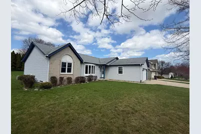 5934  Regency Hills Dr, Racine, WI 53406 - Photo 4