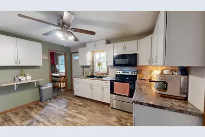 232  1st Ave, Spring Grove, MN 55974 - Photo 8