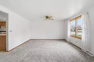 2007 Plymouth St, New Holstein, WI 53061 - Photo 4