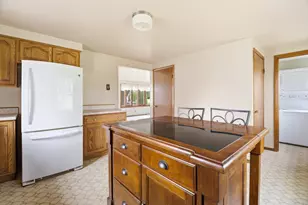 2007 Plymouth St, New Holstein, WI 53061 - Photo 8