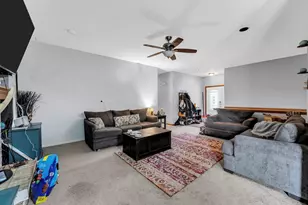 2328 Brookstone Ln, Waukesha, WI 53188 - Photo 8