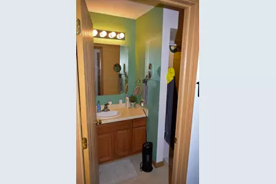 7200  Ashwood Ln #7202, Racine, WI 53185 - Photo 18