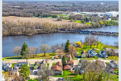 445 W Chestnut St, Burlington, WI 53105 - Photo 28