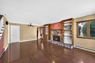 445 W Chestnut St, Burlington, WI 53105 - Photo 4