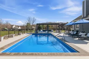 N42W33420 Glen View Ct, Nashotah, WI 53058 - Photo 2