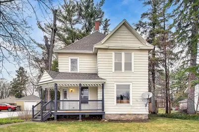 212  Kenosha St, Walworth, WI 53184 - Photo 2