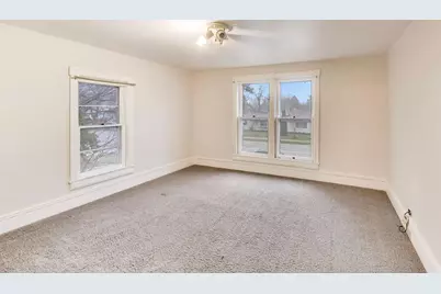 212  Kenosha St, Walworth, WI 53184 - Photo 24