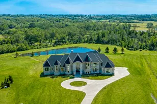 14122 N Saddlebrook Cir, Mequon, WI 53097 - Photo 38