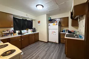 1204 N 14th St, Sheboygan, WI 53081 - Photo 6