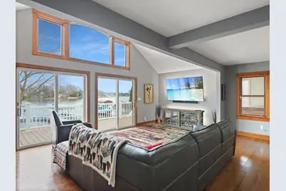 191  Riverside Dr, Racine, WI 53185 - Photo 28