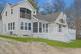 191 Riverside Dr, Racine, WI 53185 - Photo 78