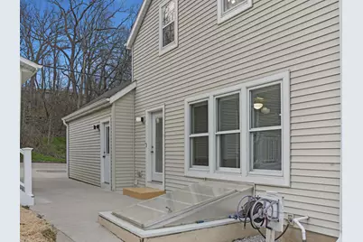 191  Riverside Dr, Racine, WI 53185 - Photo 76
