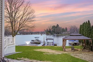191 Riverside Dr, Racine, WI 53185 - Photo 74
