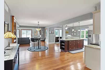 191  Riverside Dr, Racine, WI 53185 - Photo 10