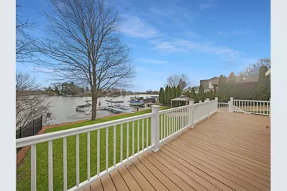 191  Riverside Dr, Racine, WI 53185 - Photo 68
