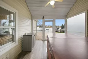 191 Riverside Dr, Racine, WI 53185 - Photo 30