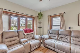 1117 Broadway Ave, Sheboygan, WI 53081 - Photo 2