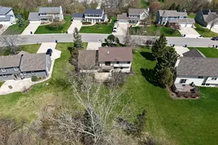 N75W23419 N Ridgeview Cir, Sussex, WI 53089 - Photo 18