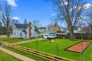 201 Howard St, Walworth, WI 53184 - Photo 20