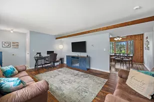1025 W Riverview Dr, Glendale, WI 53209 - Photo 6