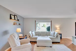 12915 W Wilbur Dr, New Berlin, WI 53151 - Photo 10