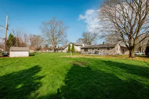 1127 Hemlock Ln, Waukesha, WI 53189 - Photo 34