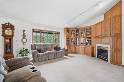 S28W36305  Scuppernong Cir, Ottawa, WI 53118 - Photo 12