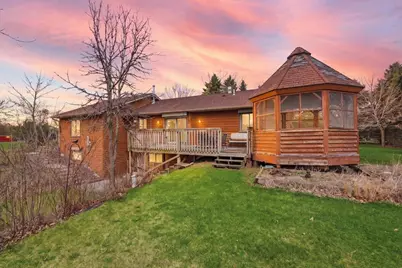 S28W36305  Scuppernong Cir, Ottawa, WI 53118 - Photo 2