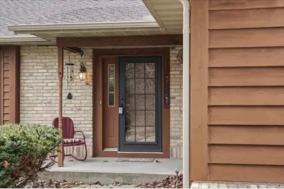 S28W36305  Scuppernong Cir, Ottawa, WI 53118 - Photo 6