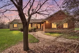 S28W36305 Scuppernong Cir, Ottawa, WI 53118 - Photo 1