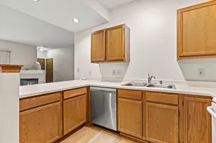 1821 E Racine Ave, Waukesha, WI 53186 - Photo 18