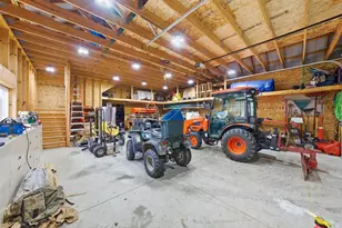 W985 Fur Farm Rd, New Holstein, WI 53061 - Photo 36