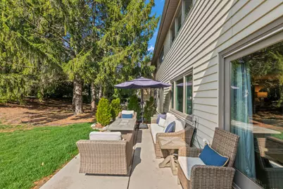 966  Valentine Rd, Oconomowoc, WI 53066 - Photo 34